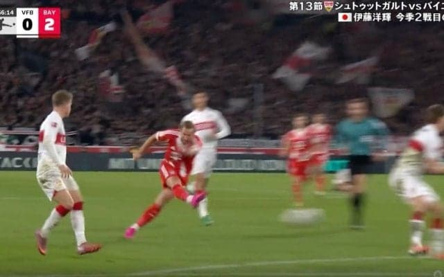 「理不尽すぎる」いきなり右足一閃→爆速“弾丸ミドル”が突き刺さる「速すぎだろ…」途中出場のバイエルンFWケイン、強烈シュートにファン衝撃