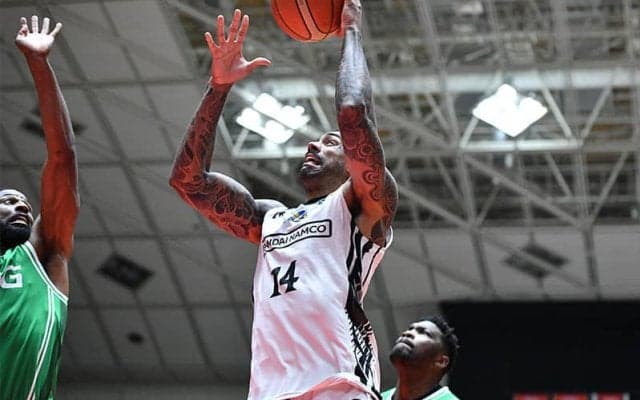 【12月6日のB1結果】マカドゥの連続ビッグプレーで島根が“1点差”勝利…好調続く北海道は敵地で8連勝目