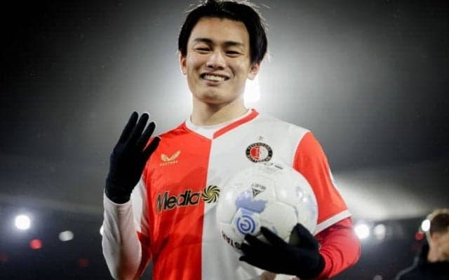 ファン・ペルシ監督も思わず苦笑い　上田綺世、圧巻の4得点！15試合18ゴールの量産に現地も脱帽「独壇場だ」