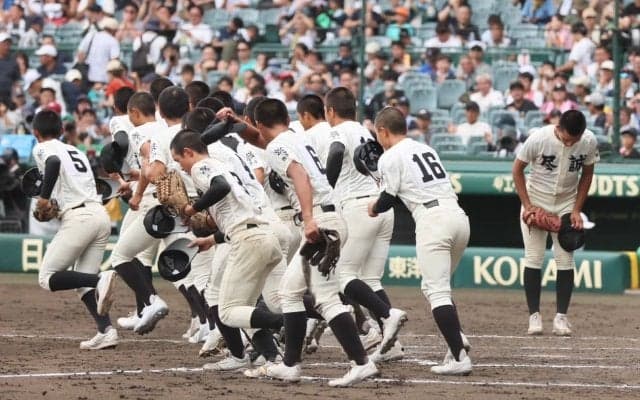 尽誠学園の「エースで4番で主将」が23年ぶり夏1勝に大きく貢献！香川県【25年高校野球プレーバック】