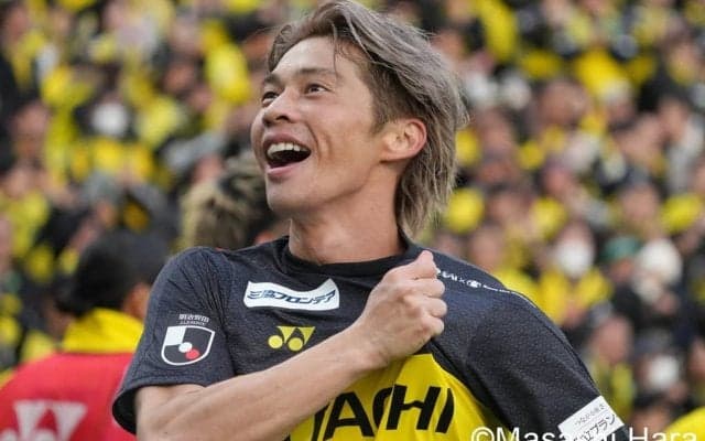 黄色に染まった日立台！久保藤次郎が戦列復帰！日本代表FWの驚異の強さ！惜しくも逆転優勝を逃した柏指揮官が語った｢タイトルを獲る近道｣