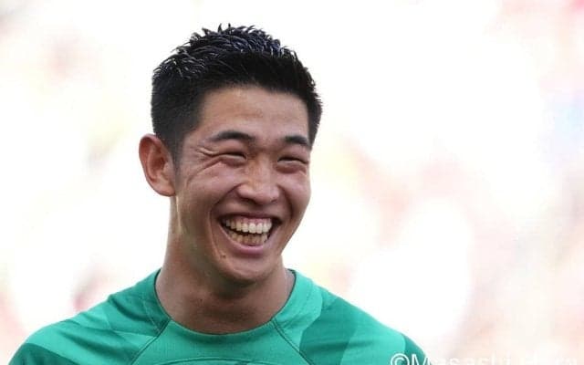 ｢銅像建立待ったなし！｣鹿島の守護神GK早川友基がシーズン4度目の月間ベストセーブ賞！ 完璧な読みと鋭い反応でのシュートストップに｢あのセーブは神すぎた｣