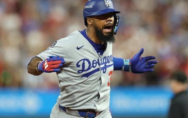 ドジャース指揮官、テオは「私のお気に入り」“トレード説”と来季ポジションについて言及「左翼に移る可能性はある」