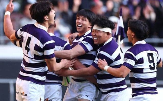 執念の守備と「ここぞ」の重戦車出撃　明治が宿敵・早稲田を破り5季ぶりV　「前へ」の魂でつかんだ19度目の対抗戦制覇