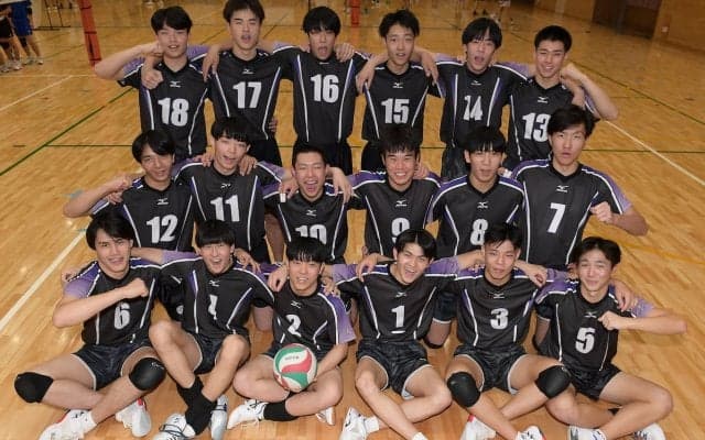 冬のアオハル　常翔学園、初の春高バレーで旋風巻き起こす　24歳・澤村監督、ノーシードから激戦区・大阪勝ち抜いた／高校スポーツ特集・バレーボール編