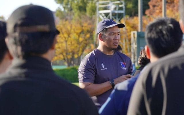 土の上から挑む。豊田将万ヘッドコーチの覚悟