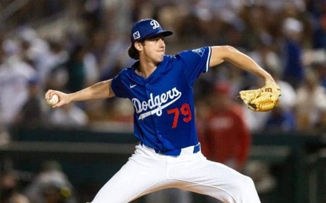 ド軍ノンテンダーから3週間…28歳右腕と再契約　トレード加入から3年、メジャー登板ゼロ