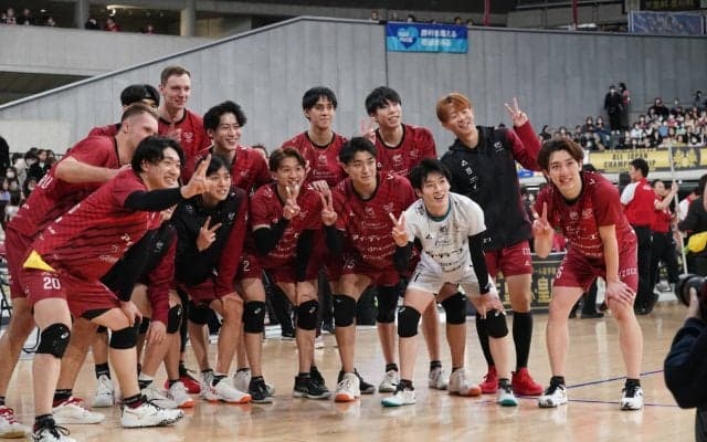 天皇杯・皇后杯 JVA全日本選手権大会ファイナルラウンド　男子はヴォレアスが前回王者のサントリーを下し準決勝進出　女子は連覇を狙うヴィクトリーナ姫路がベスト4へ　