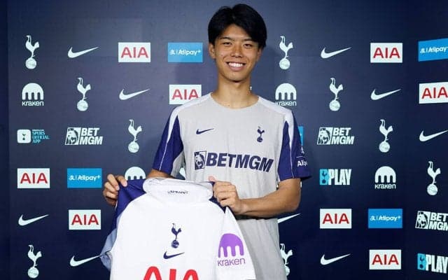 Ｊリーグの日本人選手は、なぜ欧州のクラブに買い叩かれるのか？ 実情を精査すれば...