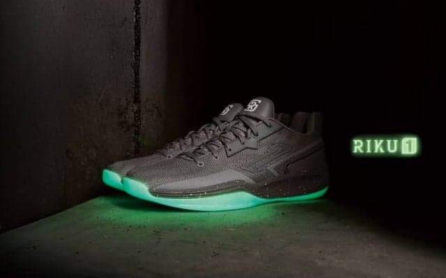 瀬川琉久のシグネチャーモデル「RIKU 1」の新色発売…「初心を忘れず原点に立ち返る事の大切さ」