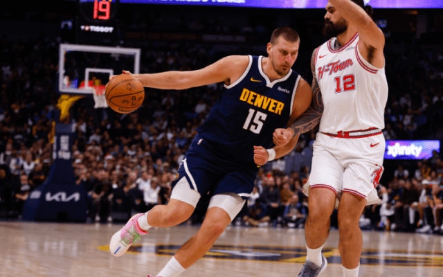 ナゲッツが延長突入の大激戦を制しロケッツ撃破…両チームのセンターがトリプルダブル達成