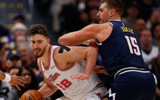 NBA史上初…ロケッツのシェングン、ナゲッツのヨキッチが同じ試合でトリプルダブル