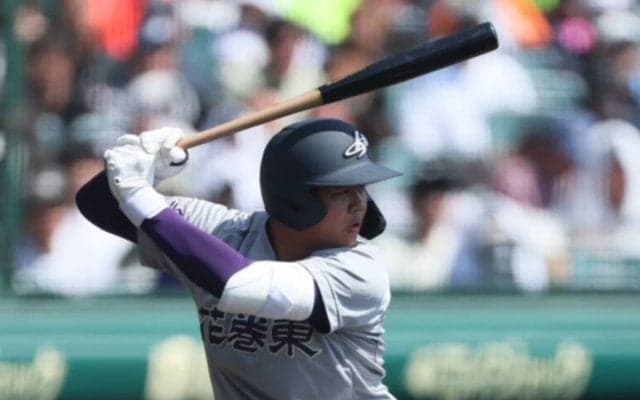 花巻東のスラッガー・古城が大進化！究極まで手元に引き付けてアーチ【高校野球界の逸材】
