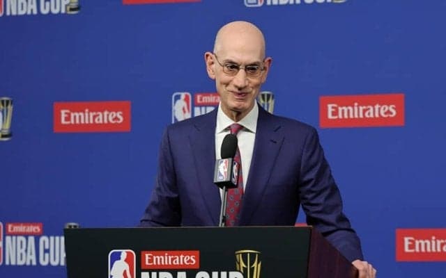 クリッパーズと決別したポールをコミッショナーが語る「他チームで今季を終える姿を見たい」