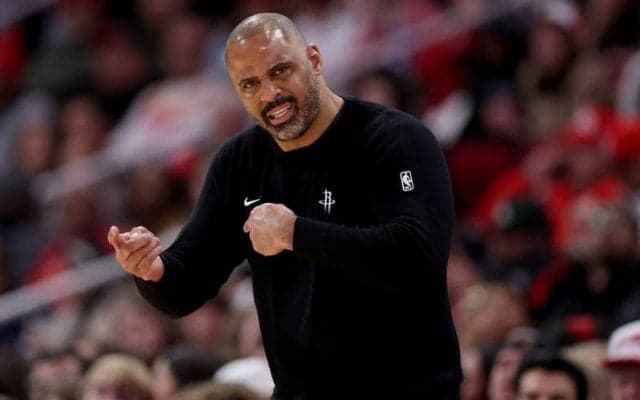 ナゲッツ戦で惜敗したロケッツ…審判を批判したイーメイ・ユドカHCへ約387万円の罰金処分