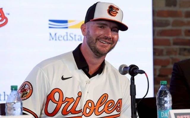 金満球団との“決別”「もう終わり」　生え抜き主砲が流出…背景に浮かぶ1190億円男の存在