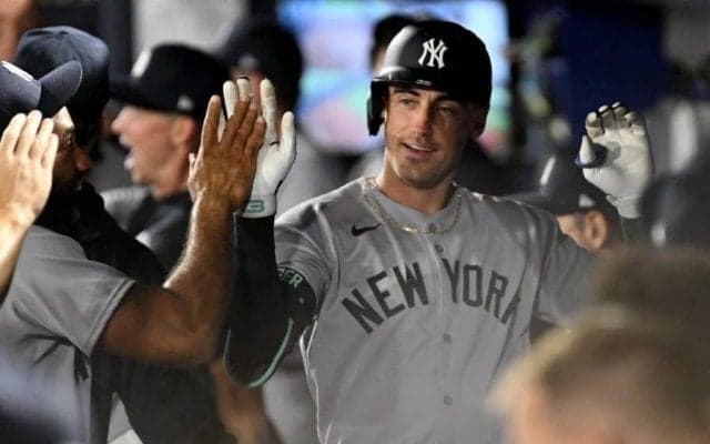 ド軍、124億円男の獲得に“暗雲”　優位な金満球団…古巣でも3番手に甘んじる理由