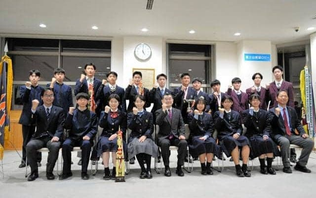 冬の大舞台へ全力宣言　静岡県内8高校の主将ら「恩返しのつもりで」