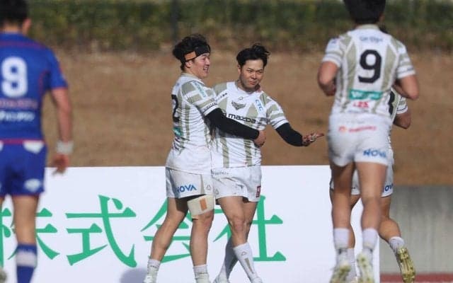 年長者の部類になっても沸き起こる熱い気持ち。「僕はシンプルに負けず嫌い」