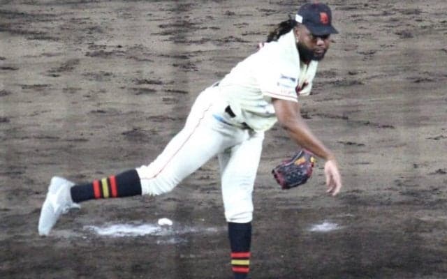 阪神・ドリスが大幅増の1億円で契約！今季は20試合で防御率1.93の快投