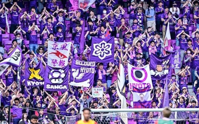 ｢赤青黄紫4匹もいる！｣史上最高3位のJ1京都｢ついに任天堂のキャラクターが…｣見え隠れする新ユニフォームが大反響！｢ええなぁ｣｢可愛い｣｢めっちゃいたー！｣