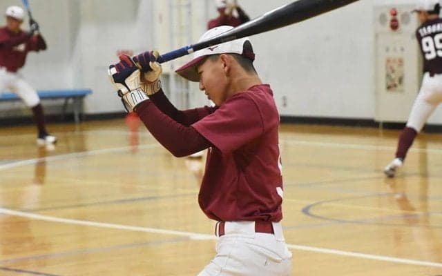 大舞台で「地に足が着いていない」　楽天Jr.監督痛感…東北勢の弱点克服する“振り癖”