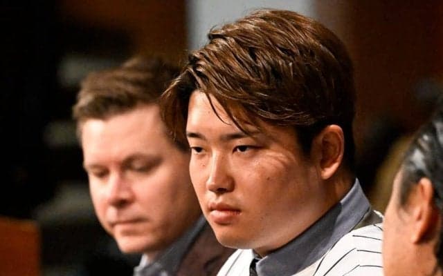 村上宗隆、52.7億円契約の詳細　マイナー拒否権が付帯…新人王受賞で3900万円“ボーナス”