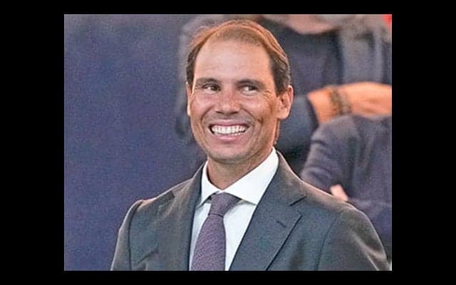 術後ナダル 後輩の試合を観戦