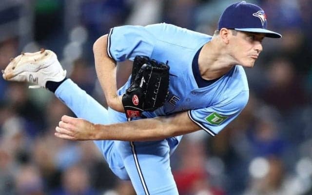 クリスマス直前のお昼…阪神から届いた“朗報”にファン沸く「キター!!」「デュープの穴は埋まるな」他球団垂涎の左腕王国に新たな最強ピース合流