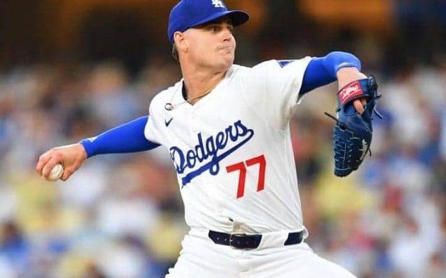 復活を期すド軍27歳右腕は「興味深い交渉材料になり得る」“トレード候補”に浮上も「ブルペンの一角としては極めて価値が高い」