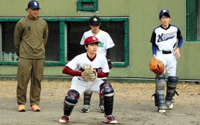 現役プロ選手が中学生160人を指導　「伊豆野球教室」初開催　静岡
