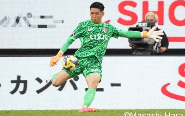 【｢サッカー批評｣選出！J1ベスト11】2025のJ1を盛り上げた11人！GKはMVPを外せない！DFは空中戦勝率1位と最多パス数!!【GK＆DF＆MF編】