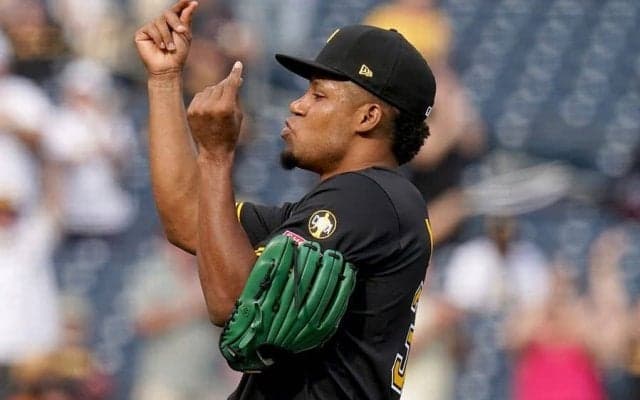 阪神の新助っ人が「アカン、最高や」　魔球と“謎のパフォ”にファン虜「流行りそう」