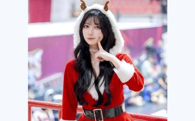 美女チアの“大胆衣装”にファン悶絶「最高にかわいい」　一瞬で2万超えいいね…「君に夢中だ」