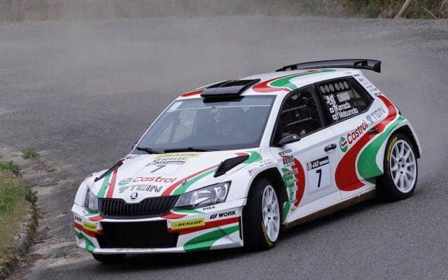 カストロールとテインが東京オートサロンに共同出展。デモランや鎌田卓麻と梅本まどかのトークショーも