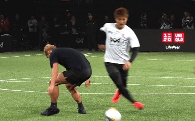 「本田圭佑が抜かれた！」柿谷曜一朗の天才的“股抜き突破”に騒然「今のは素でやられましたね」解説も驚愕した瞬間