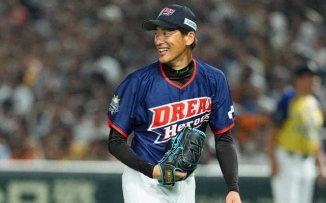 引退から3年…46歳に騒然「バリかっけえ」　ちっとも変わらないイケメンに競馬場どよめき