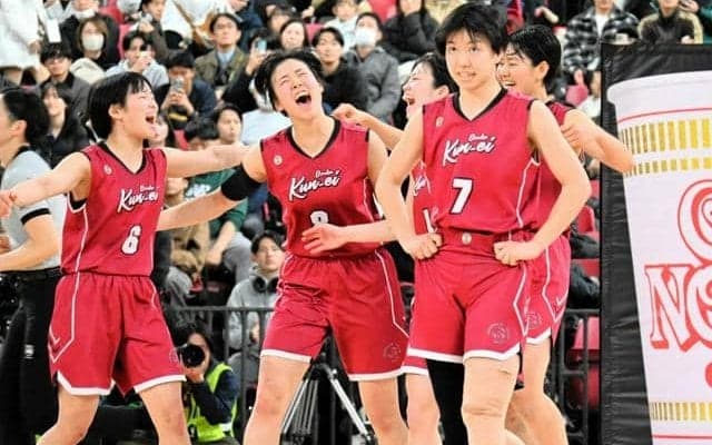 大阪薫英女学院が決勝へ　京都精華学園の4連覇阻む　全国高校バスケ
