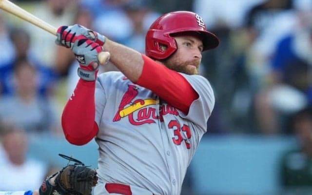 ド軍が争奪戦に敗退？　28歳便利屋に“移籍候補”がまた浮上…気になる去就の行方