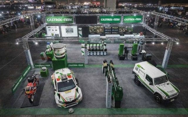 テインが東京オートサロンで発売予定を含む全製品を展示