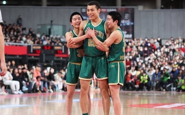 福岡第一のトンプソン「キックアウトが来ると信じて待っていた」WC準々決勝で値千金スリー含む16得点