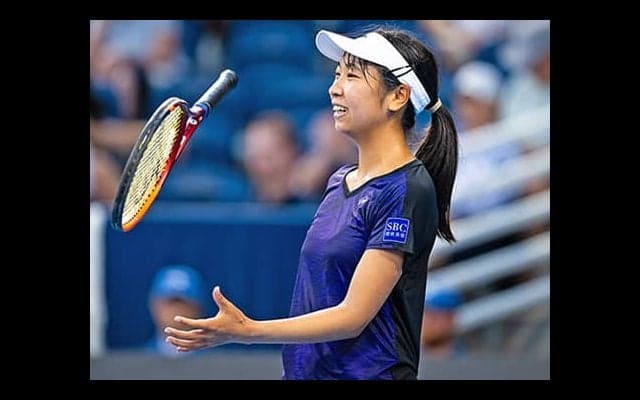  伊藤あおい「フォアスライス女王」 