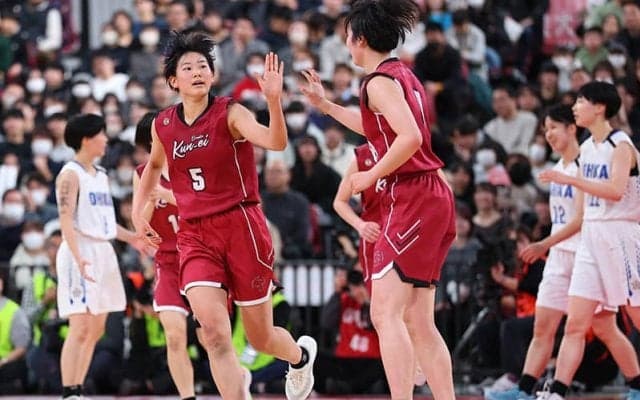 後半に勢い乗った大阪薫英が桜花学園を破りウインターカップ初優勝…三輪美良々が30得点でV導く