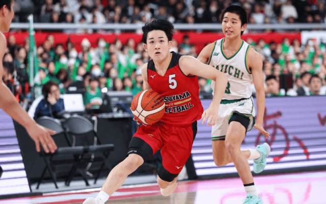 佐藤凪25得点の東山が”福岡決勝”を阻止…悲願のウインターカップ初優勝をかけ決勝で福大大濠と対戦