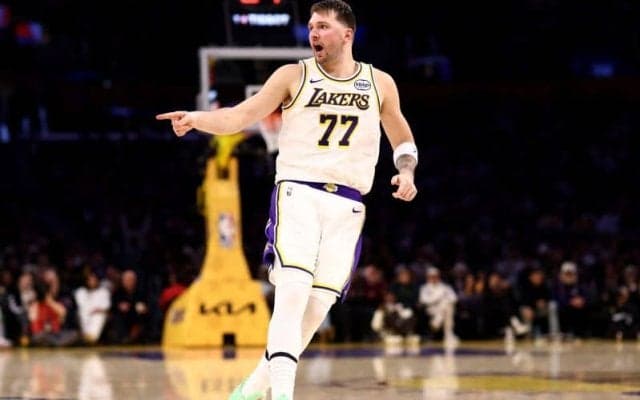 ドンチッチ、レイカーズに変化を求める「何かは分からないけど、何かを変えなければ」