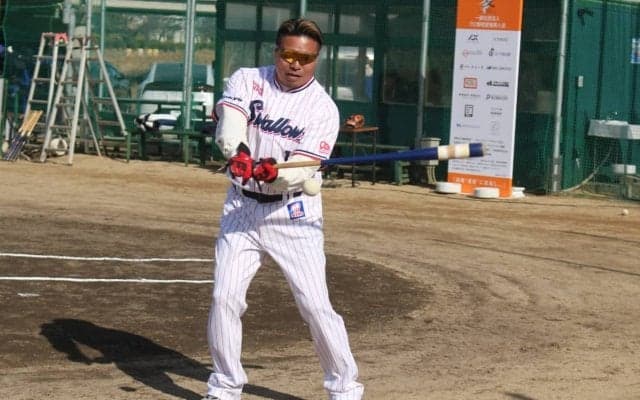 メジャー挑戦が決まった村上宗隆に元ヤクルトのレジェンドが熱きエール「ムネがシカゴを盛り上げてほしい」