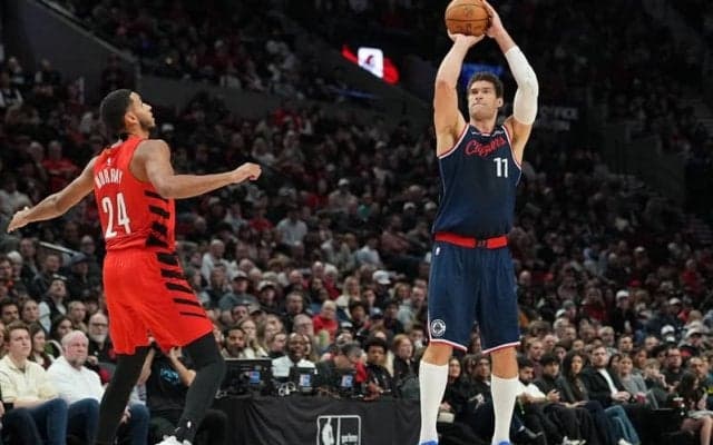クリッパーズのブルック・ロペスが9本の3ポイント成功…37歳以上の選手ではNBA史上3人目