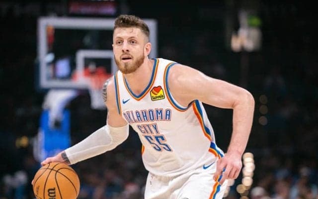 サンダーの先発センター、アイザイア・ハーテンシュタインが左ふくらはぎ負傷で離脱へ