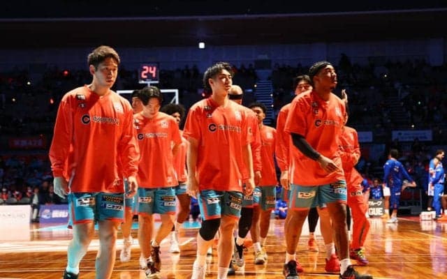 貪欲に戦える準備はできているか…広島・朝山正悟HCが求めた「プロとしての向き合い方」と若手の覚悟