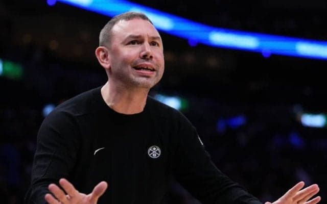 ヨキッチが左ヒザ負傷で途中退場…ナゲッツ指揮官は「最善の結果であることを願っている」